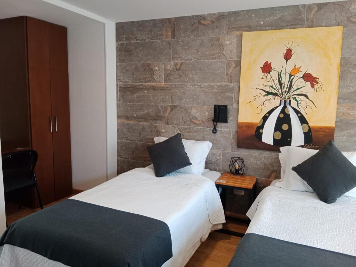 Hotel Posada De Santa Elena トゥンハ エクステリア 写真