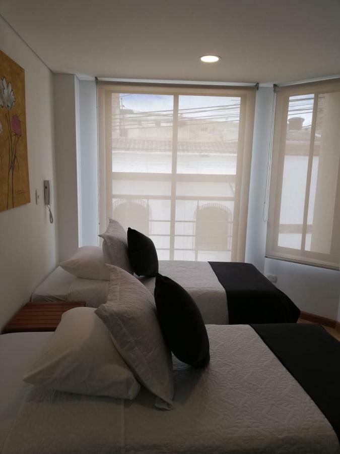 Hotel Posada De Santa Elena トゥンハ エクステリア 写真